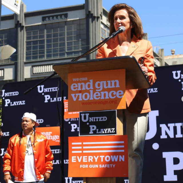 Wear Orange: Philadelphia Eagles wear special practice shirts in honor of  gun violence victims, survivors